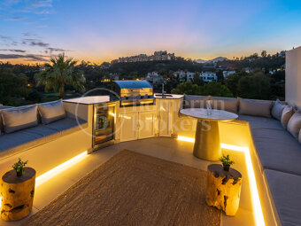 Townhouse La Quinta Hills - A beautiful townhouse in La Quinta with views of mountains, golf and sea