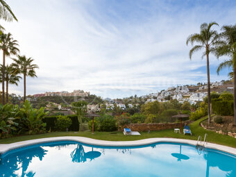 Townhouse La Quinta Hills - A beautiful townhouse in La Quinta with views of mountains, golf and sea