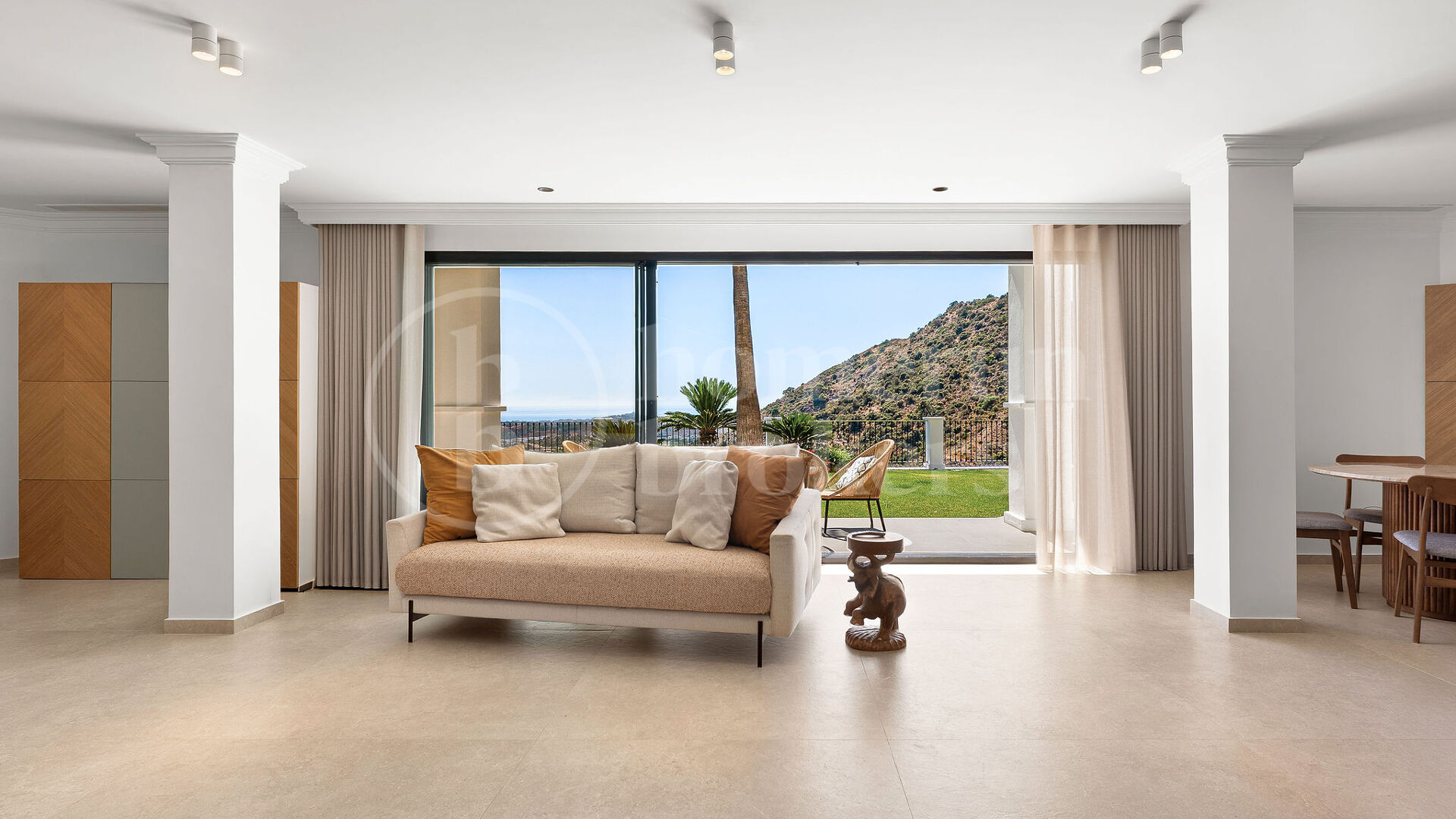 Villa Sophia – Fully Renovated Contemporary Villa in Los Arqueros, Benahavís