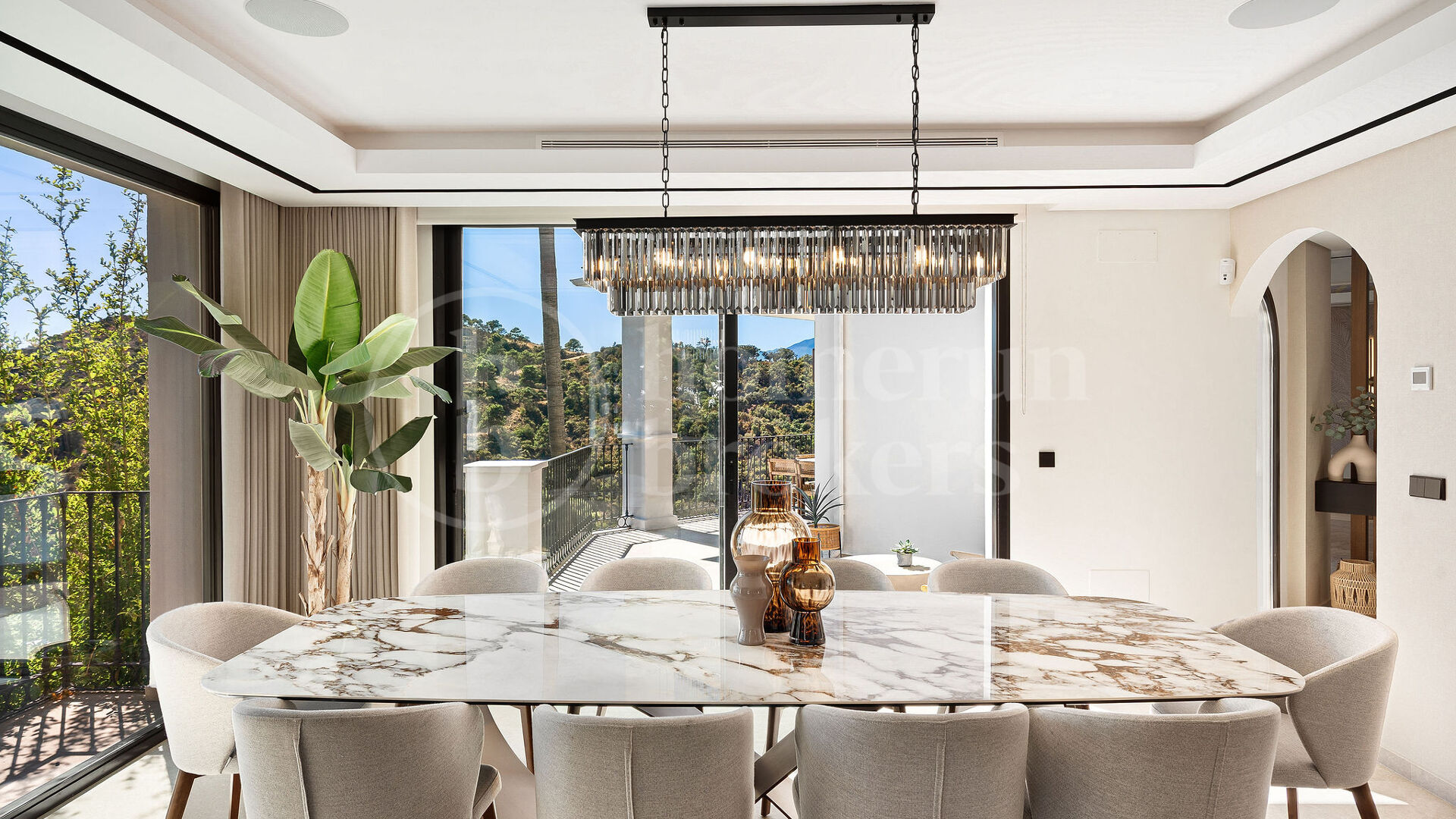 Villa Sophia – Fully Renovated Contemporary Villa in Los Arqueros, Benahavís