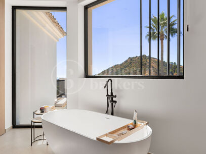 Villa Sophia – Fully Renovated Contemporary Villa in Los Arqueros, Benahavís
