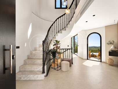 Villa Sophia – Fully Renovated Contemporary Villa in Los Arqueros, Benahavís