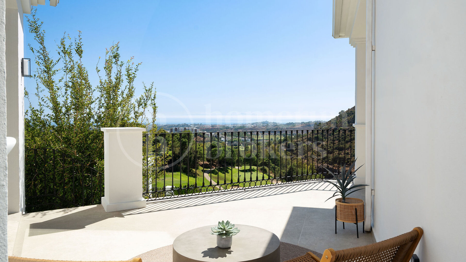 Villa Sophia – Fully Renovated Contemporary Villa in Los Arqueros, Benahavís