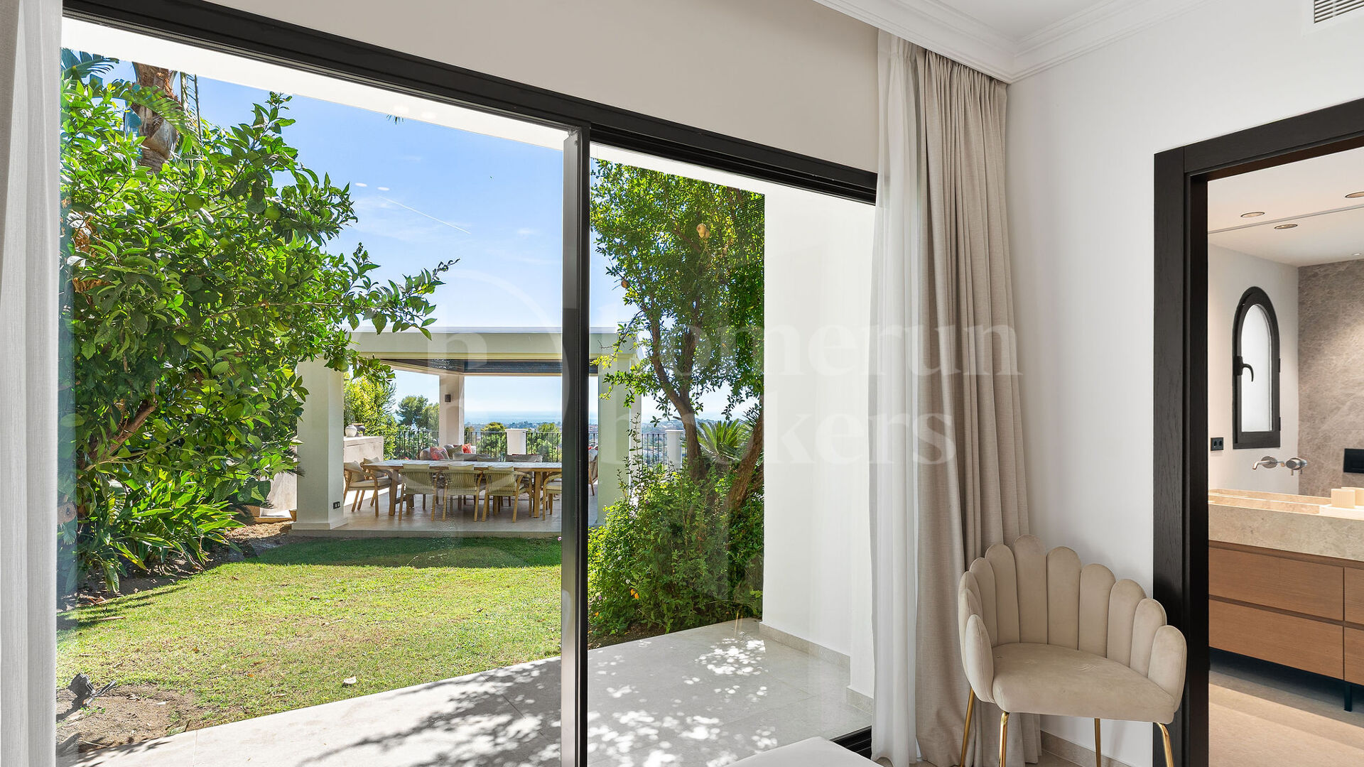 Villa Sophia – Fully Renovated Contemporary Villa in Los Arqueros, Benahavís