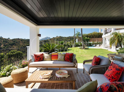 Villa Sophia – Fully Renovated Contemporary Villa in Los Arqueros, Benahavís
