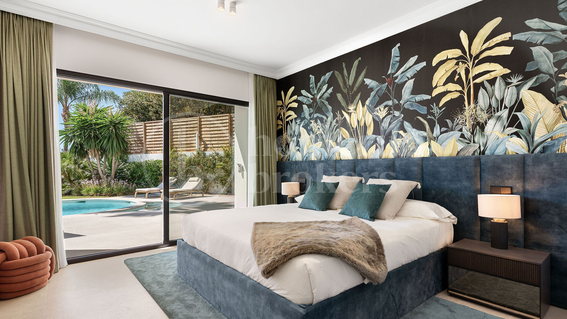 Villa Sophia – Fully Renovated Contemporary Villa in Los Arqueros, Benahavís