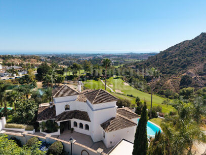 Villa Sophia – Fully Renovated Contemporary Villa in Los Arqueros, Benahavís