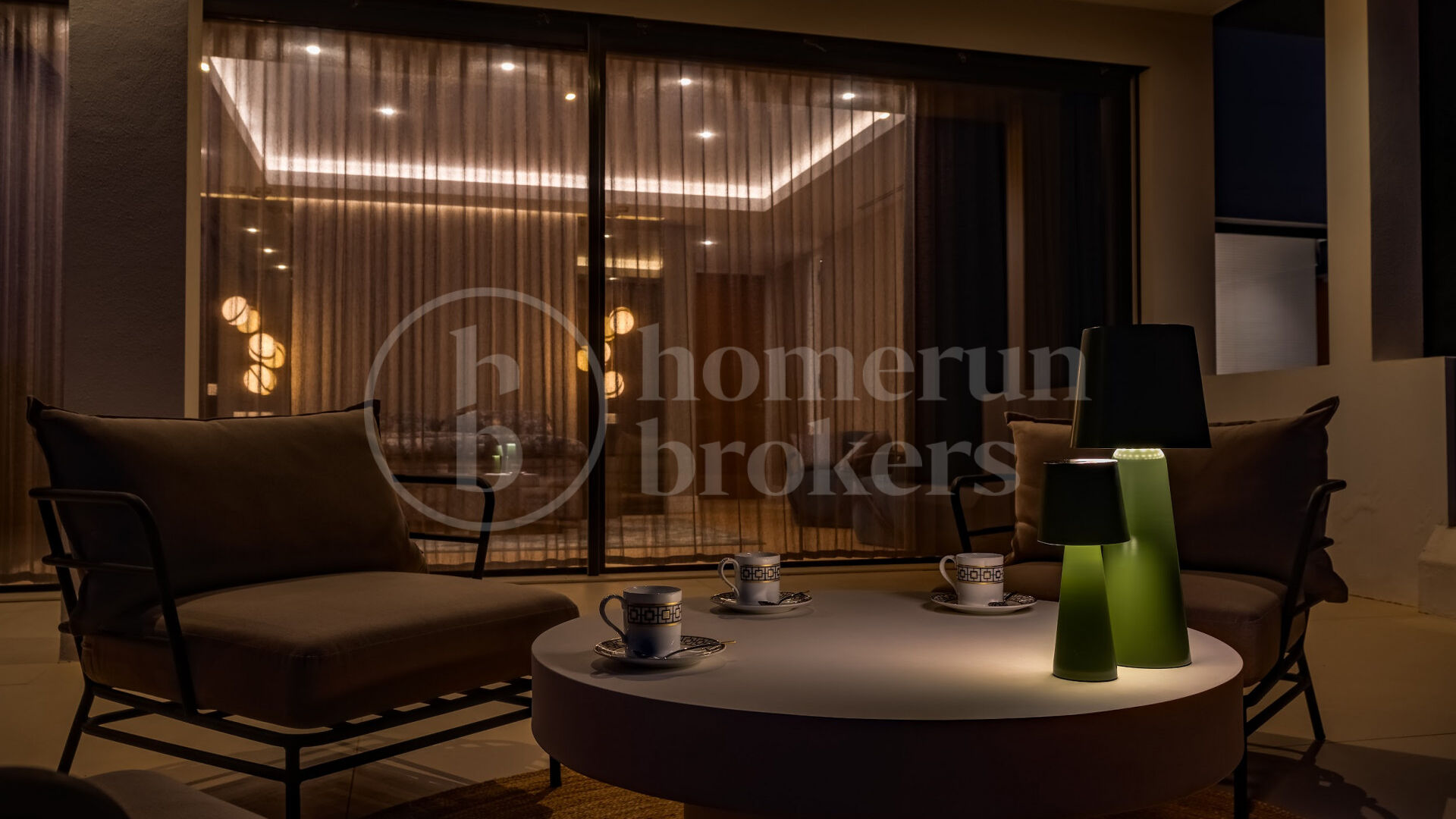 Villa Las Lomas - Contemporary Villa on Marbella Golden Mile