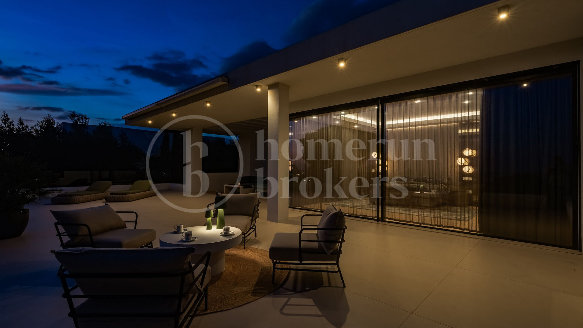 Villa Las Lomas - Contemporary Villa on Marbella Golden Mile