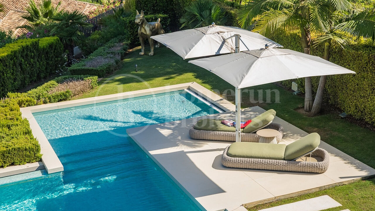Villa Las Lomas - Contemporary Villa on Marbella Golden Mile