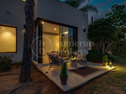 Villa Las Lomas - Contemporary Villa on Marbella Golden Mile