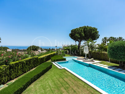 Villa Las Lomas - Contemporary Villa on Marbella Golden Mile
