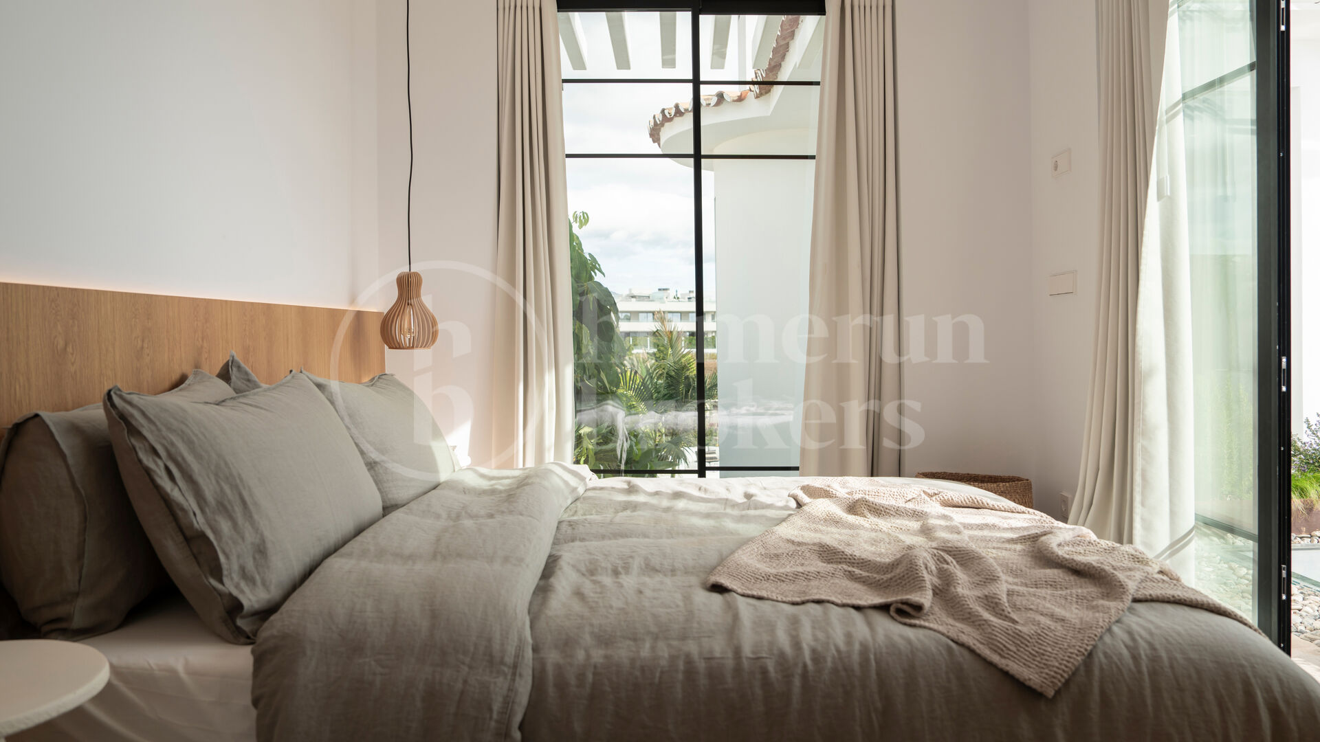 Villa Ama – Stylishly Renovated Luxury Villa in the Heart of Nueva Andalucía