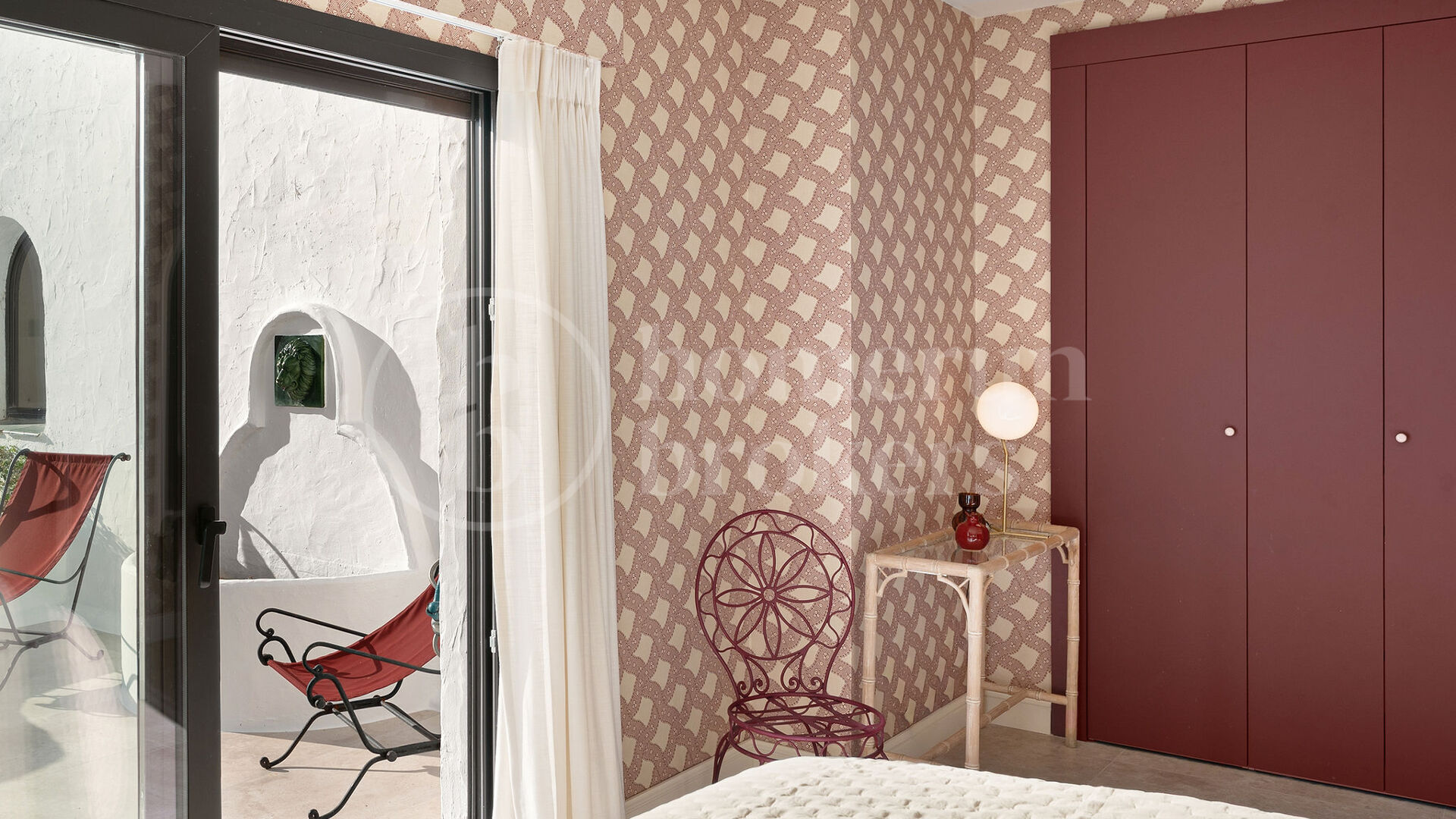 Casa Reina - Renovated Apartment on The Golden Mile