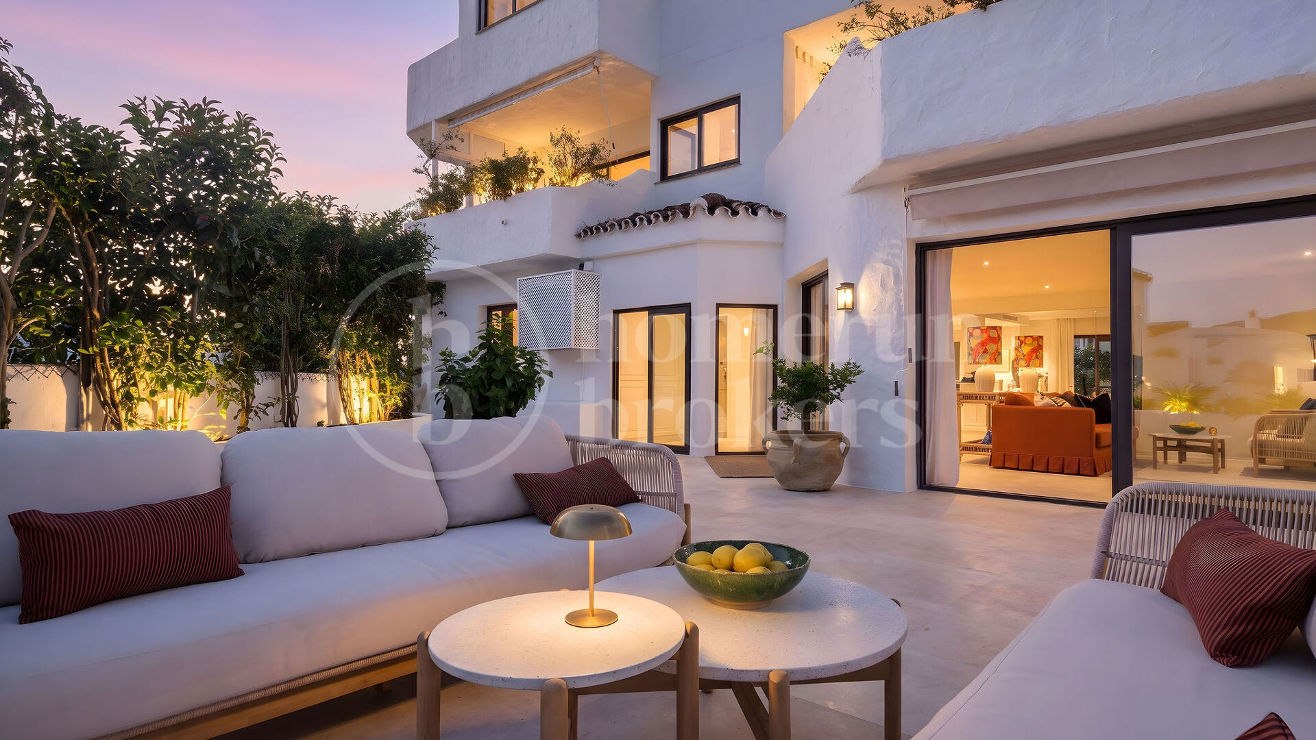 Casa Reina - Renovated Apartment on The Golden Mile