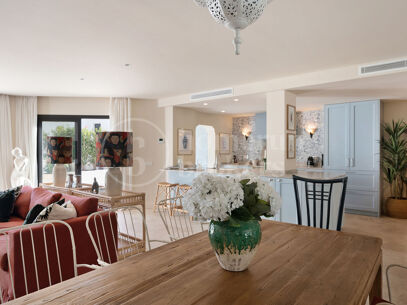 Casa Reina - Renovated Apartment on The Golden Mile