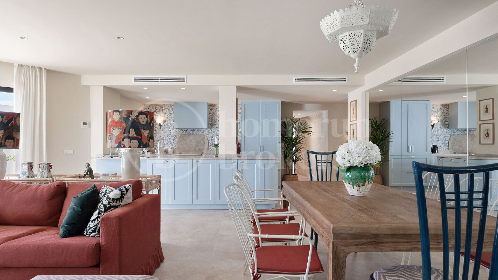 Casa Reina - Renovated Apartment on The Golden Mile