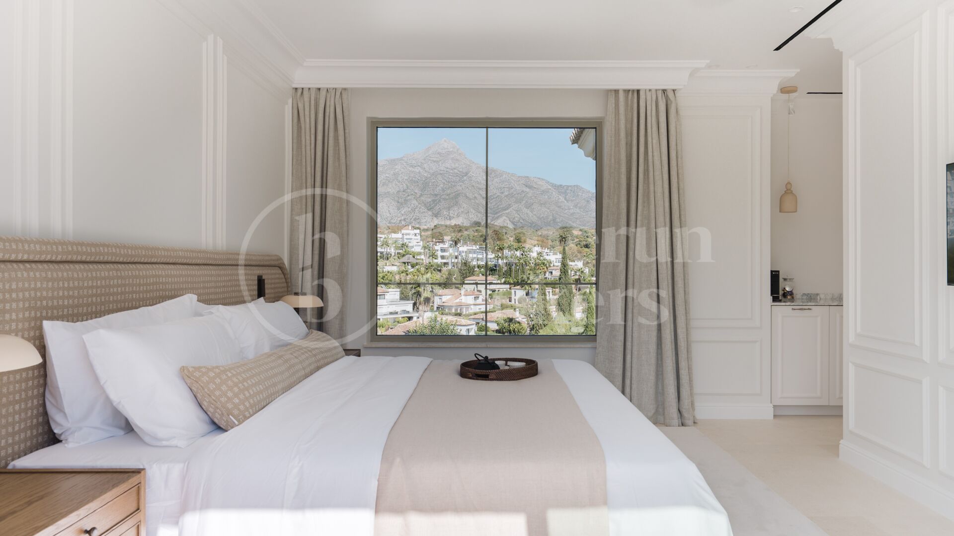 Villa Amelie – French-Inspired Luxury Villa in Nueva Andalucía