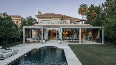 Villa Amelie – French-Inspired Luxury Villa in Nueva Andalucía