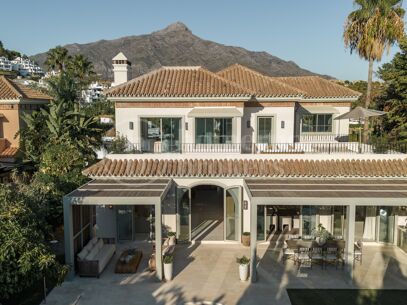 Villa Amelie – French-Inspired Luxury Villa in Nueva Andalucía