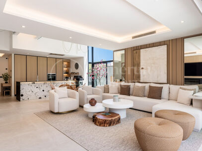The Island - Luxury Beachfront Townhouse in Eastepona