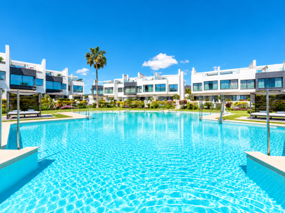 The Island - Luxury Beachfront Townhouse in Eastepona