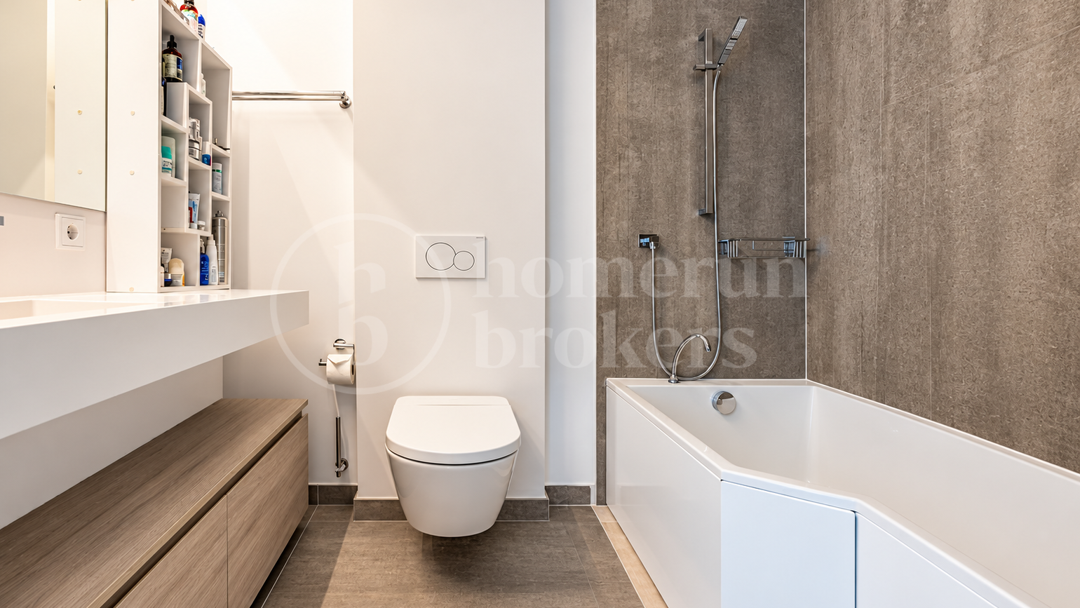 The Island - Luxury Beachfront Townhouse in Eastepona