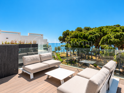 The Island - Luxury Beachfront Townhouse in Eastepona