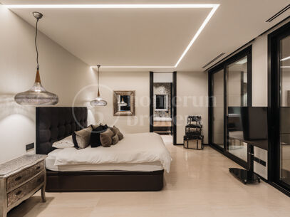 Villa Paris – Luxury Six-Bedroom Villa for Sale with Private 12-Car Garage