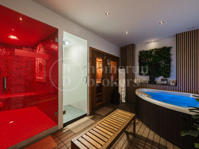 Villa Paris – Luxury Six-Bedroom Villa for Sale with Private 12-Car Garage