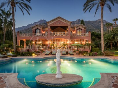Villa Medusa – A Grand Classical Estate with Unrivaled Views in Sierra Blanca