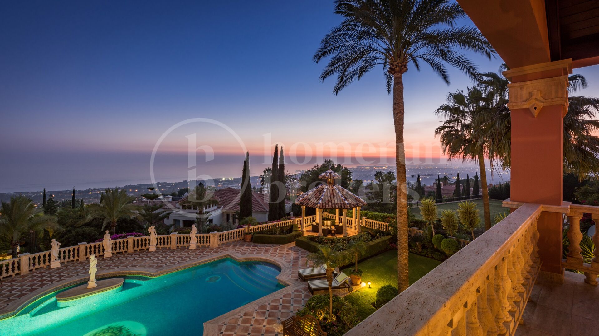Villa Medusa – A Grand Classical Estate with Unrivaled Views in Sierra Blanca