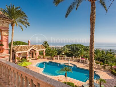 Villa Medusa – A Grand Classical Estate with Unrivaled Views in Sierra Blanca