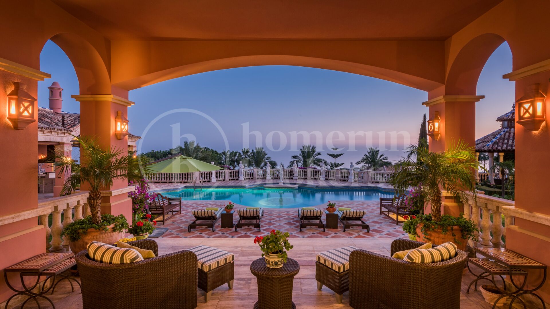 Villa Medusa – A Grand Classical Estate with Unrivaled Views in Sierra Blanca