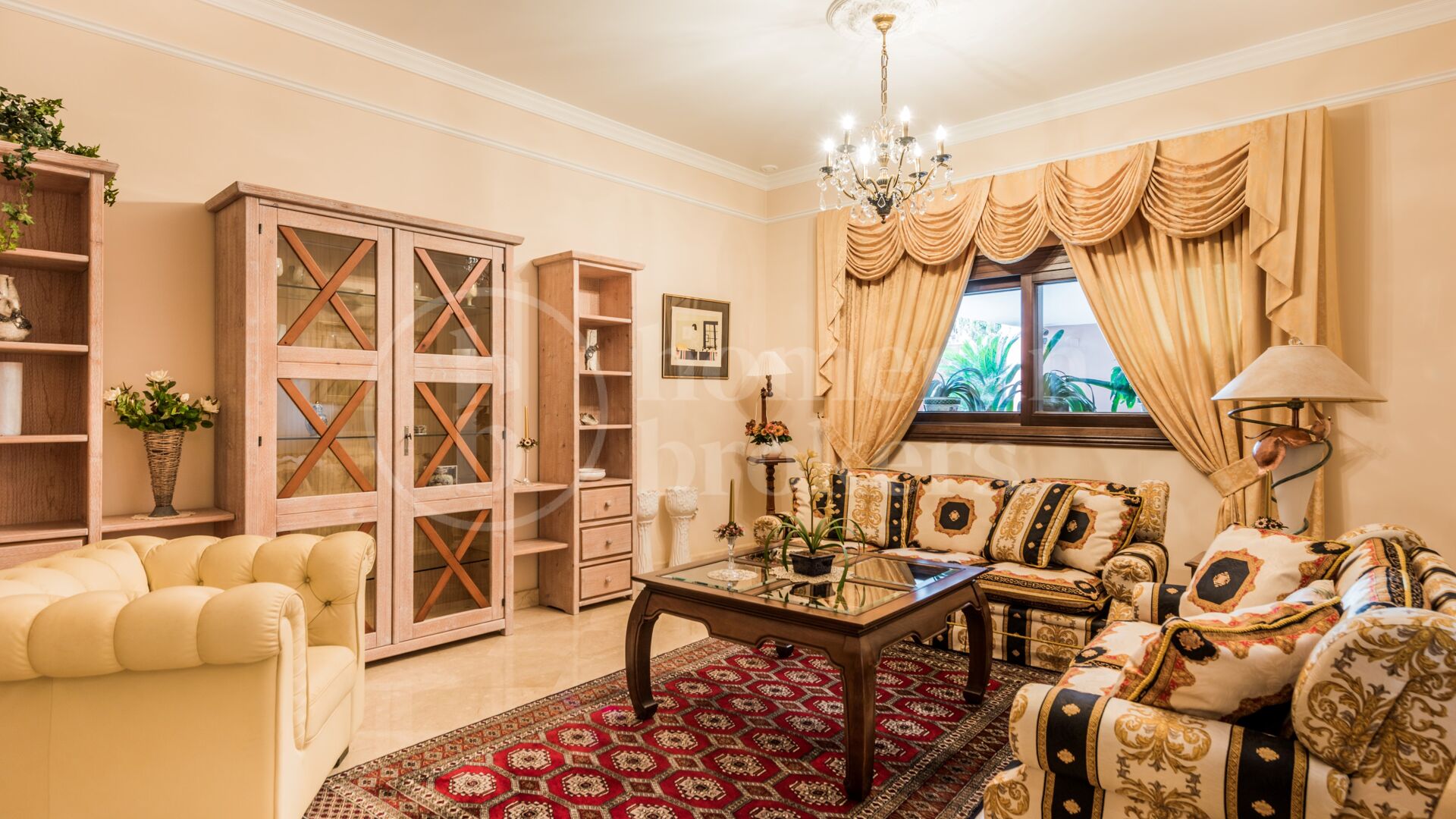 Villa Medusa – A Grand Classical Estate with Unrivaled Views in Sierra Blanca