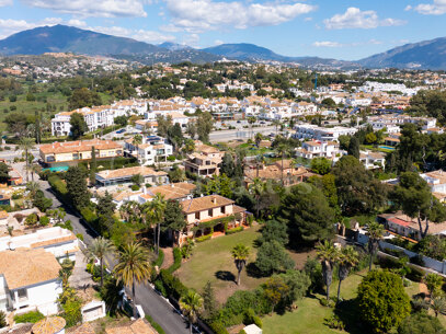 Casa Claudia - Charming Beachside Villa in Paraiso Barronal, Estepona