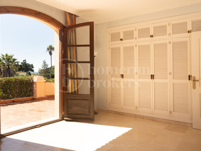 Casa Claudia - Charming Beachside Villa in Paraiso Barronal, Estepona