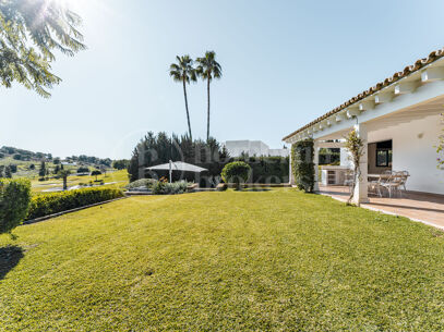 Villa Capricho | Front Golf Pool Views