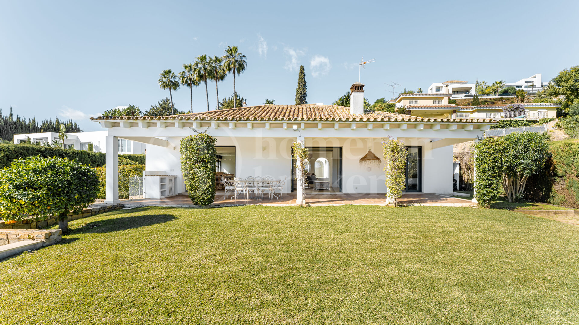Villa Capricho | Front Golf Pool Views