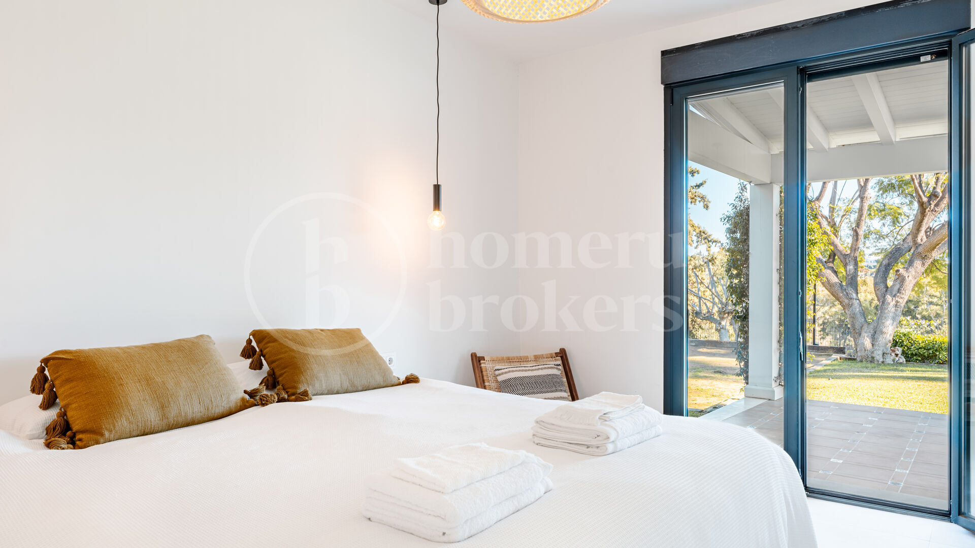 Villa Capricho | Front Golf Pool Views