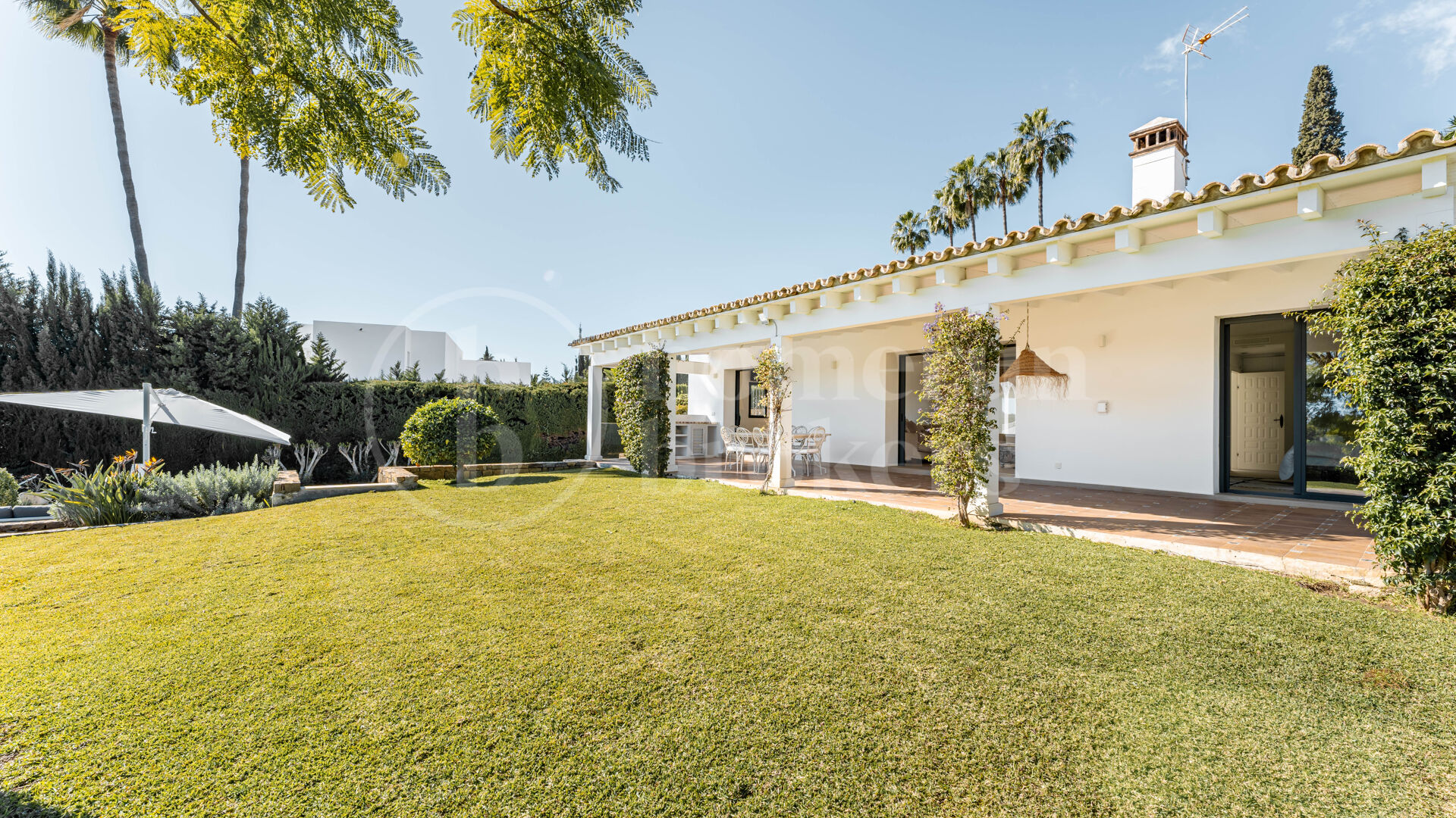 Villa Capricho | Front Golf Pool Views