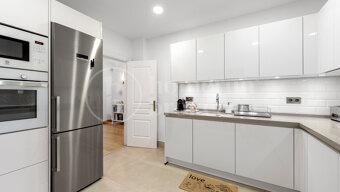 Apartment Torre Halcones – Panoramic Coastal Hideaway