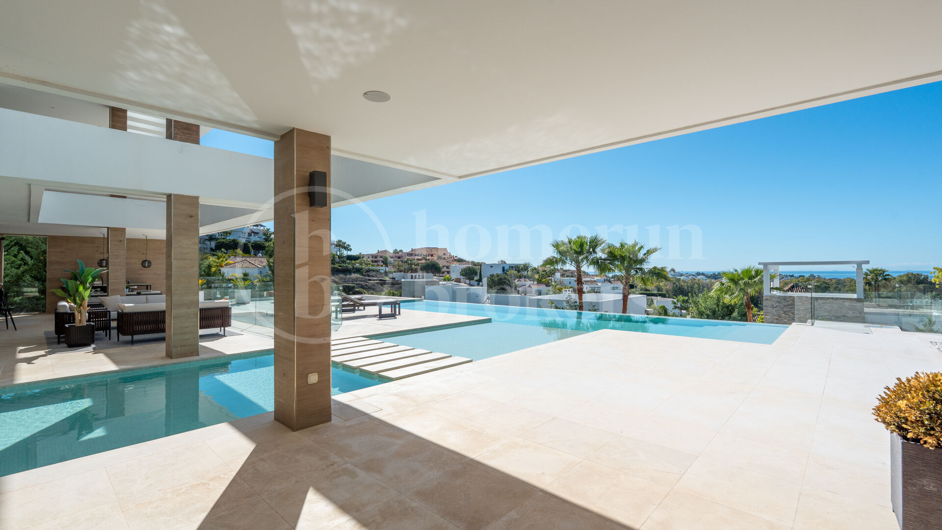 Villa Onyx – Panoramautsikt över hav och golf i prestigefyllda La Alquería, Benahavís