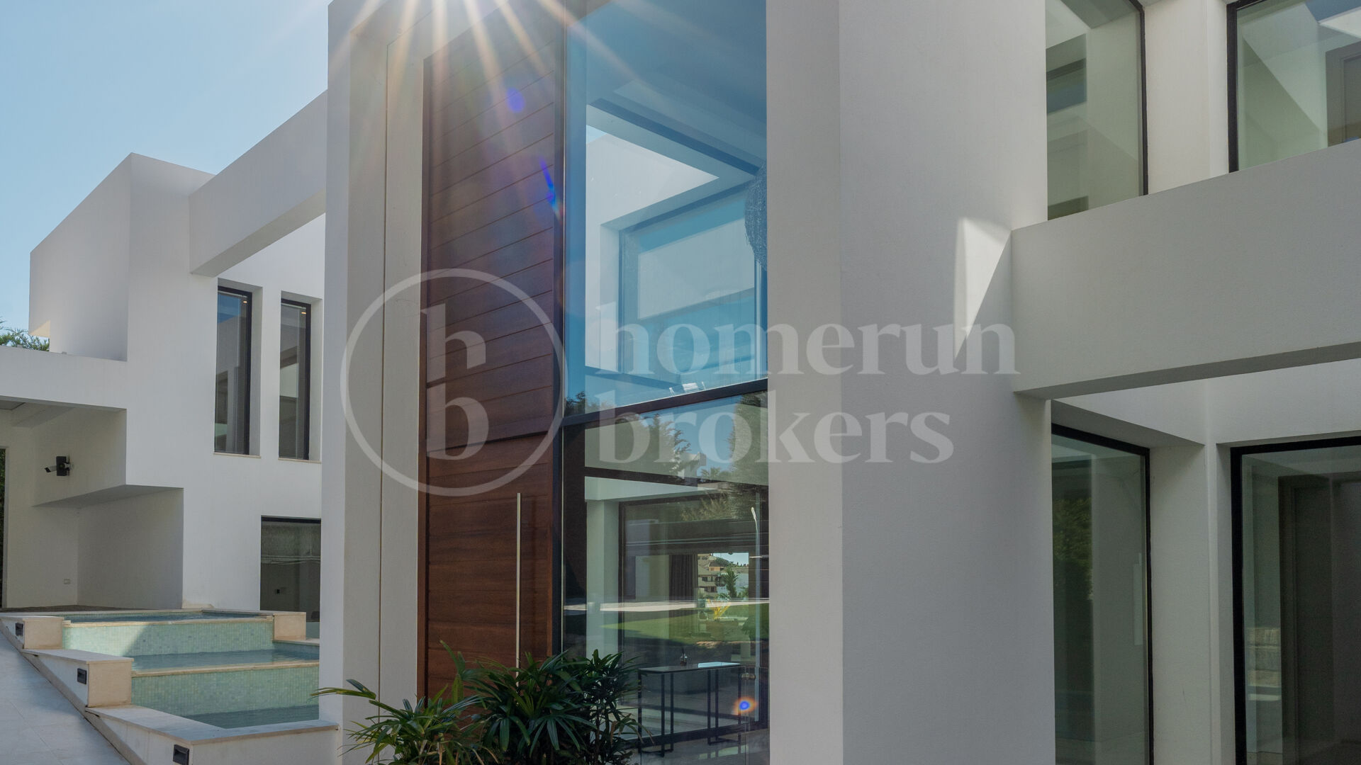 Villa Onyx – Panoramautsikt över hav och golf i prestigefyllda La Alquería, Benahavís