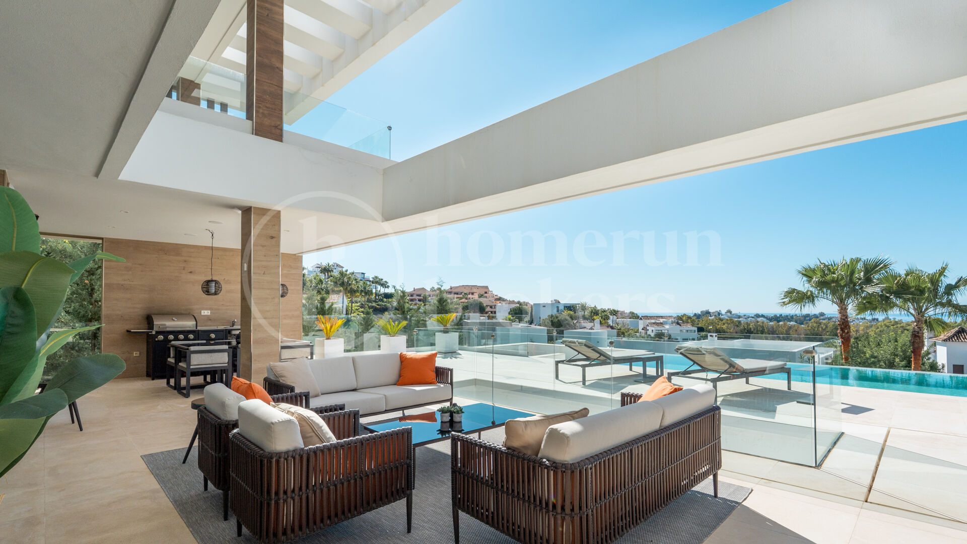Villa Onyx – Panoramautsikt över hav och golf i prestigefyllda La Alquería, Benahavís