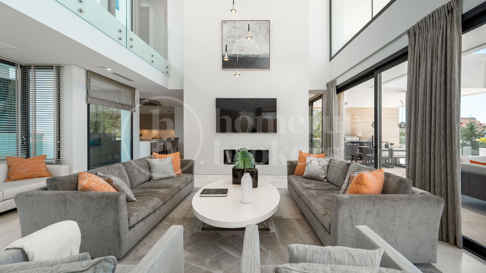 Villa Onyx – Panoramautsikt över hav och golf i prestigefyllda La Alquería, Benahavís