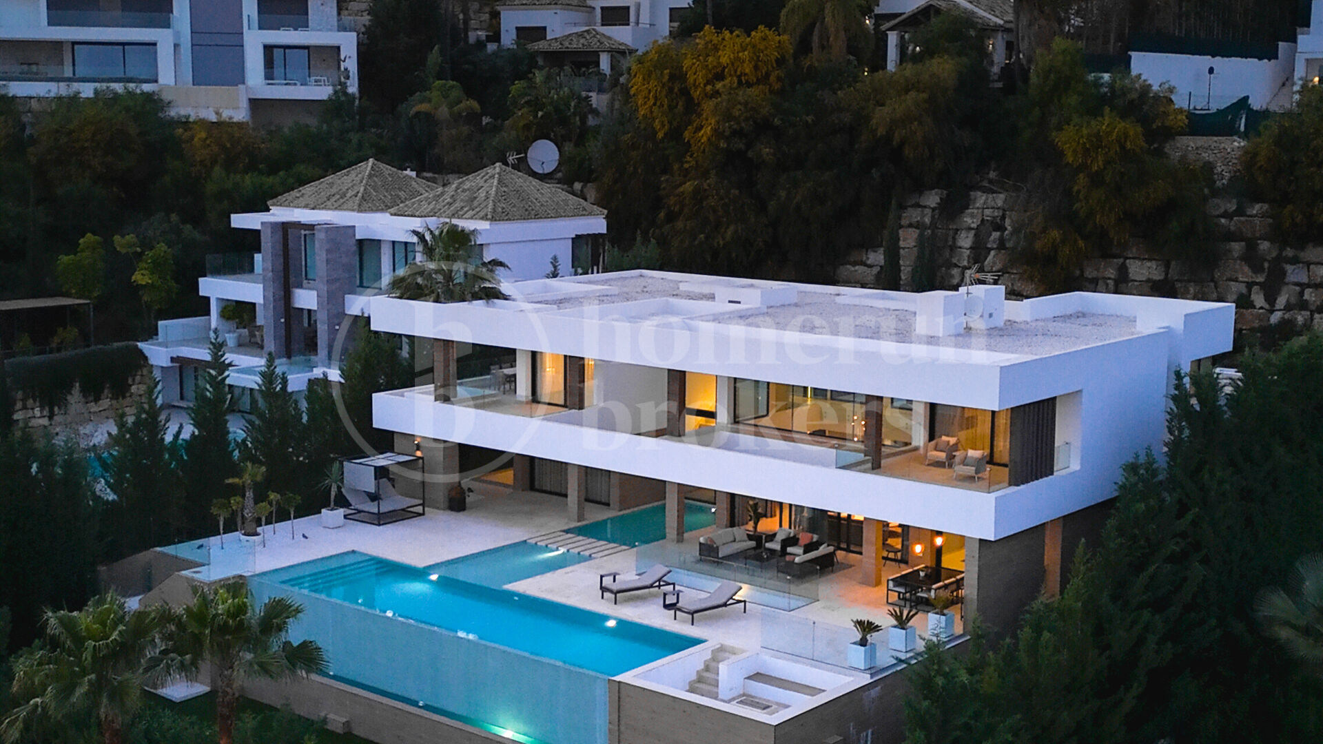 Villa Onyx – Panoramautsikt över hav och golf i prestigefyllda La Alquería, Benahavís
