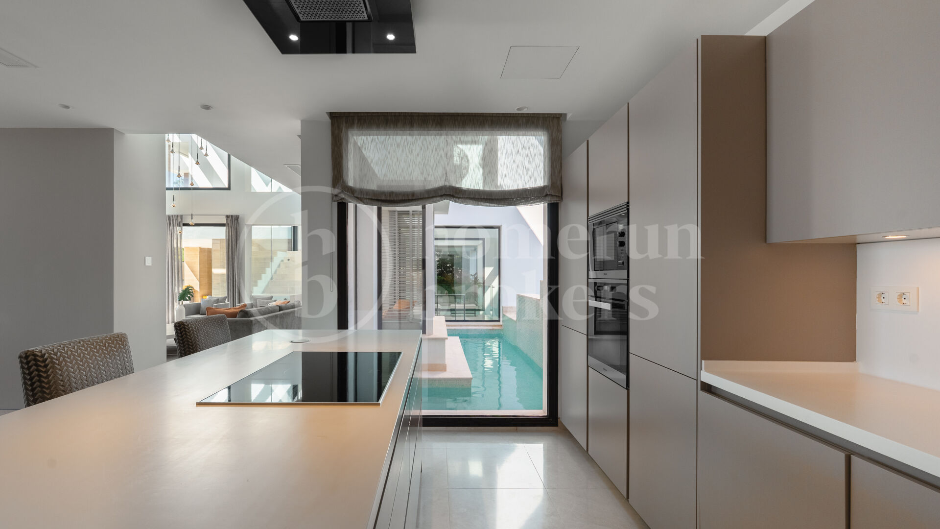 Villa Onyx – Panoramautsikt över hav och golf i prestigefyllda La Alquería, Benahavís