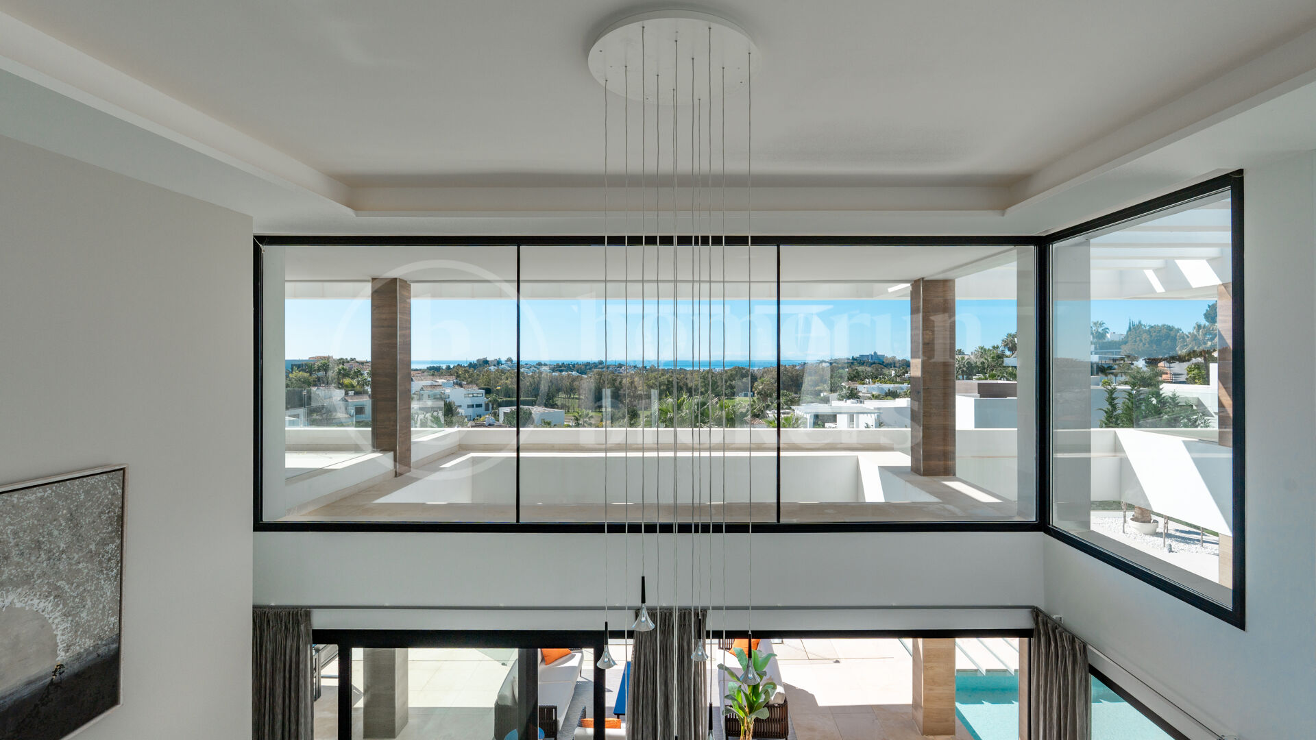 Villa Onyx – Panoramautsikt över hav och golf i prestigefyllda La Alquería, Benahavís