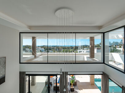 Villa Onyx – Panoramautsikt över hav och golf i prestigefyllda La Alquería, Benahavís